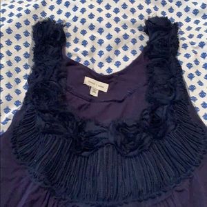 Navy blue stretchy top that sits on the hips